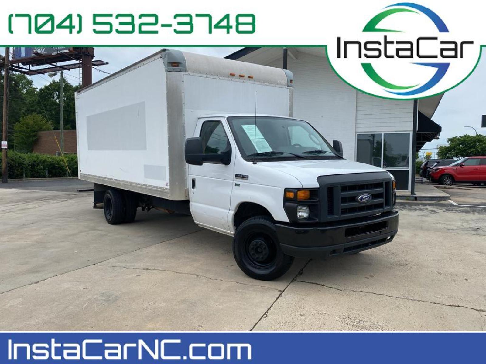 2016 Oxford White /Medium Flint Ford Econoline Base (1FDWE3FL5GD) with an V8, 5.4L (330 CID) engine, 5-speed automatic transmission, located at 3147 E Independence Blvd, Charlotte, NC, 28205, 35.200268, -80.773651 - <b>Equipment</b><br>This Ford Econoline has a clean CARFAX vehicle history report. This vehicle is a certified CARFAX 1-owner. Enjoy the incredible handling with the rear wheel drive on the vehicle. Maintaining a stable interior temperature in this model is easy with the climate control system. This - Photo #0