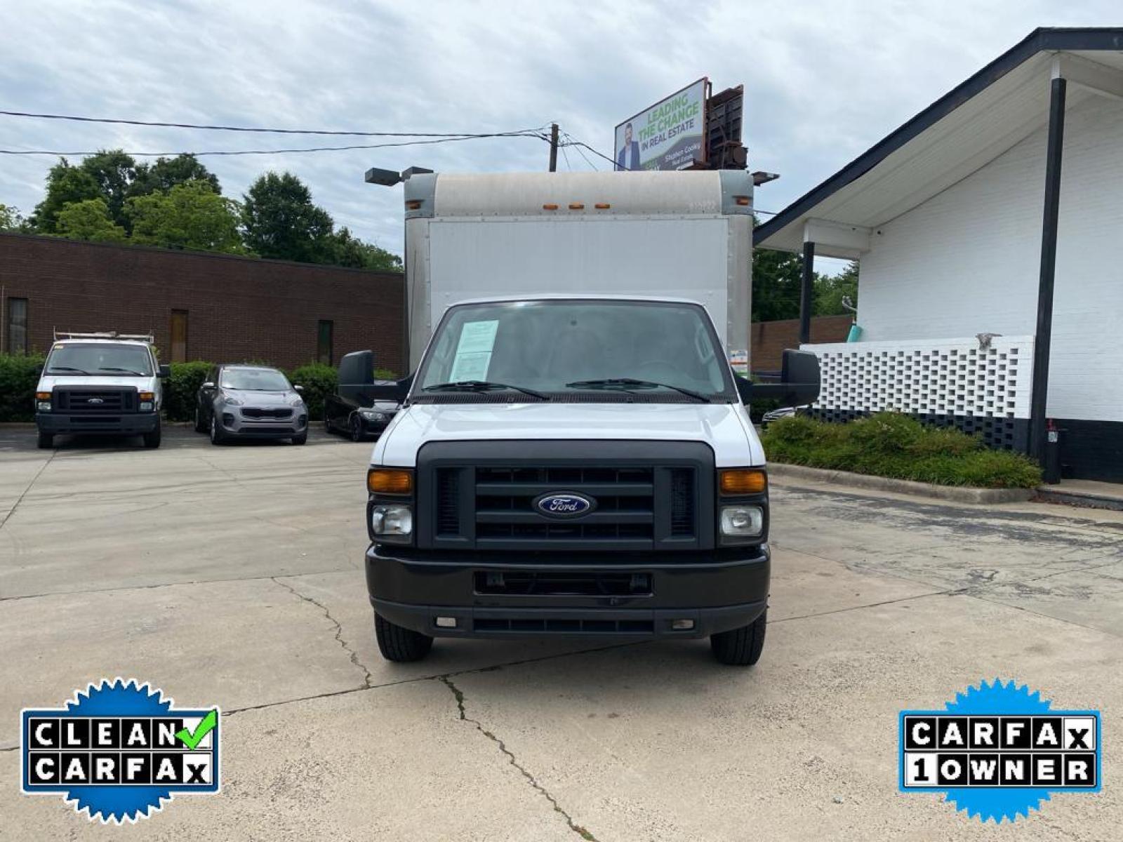2016 Oxford White /Medium Flint Ford Econoline Base (1FDWE3FL5GD) with an V8, 5.4L (330 CID) engine, 5-speed automatic transmission, located at 3147 E Independence Blvd, Charlotte, NC, 28205, 35.200268, -80.773651 - <b>Equipment</b><br>This Ford Econoline has a clean CARFAX vehicle history report. This vehicle is a certified CARFAX 1-owner. Enjoy the incredible handling with the rear wheel drive on the vehicle. Maintaining a stable interior temperature in this model is easy with the climate control system. This - Photo #7