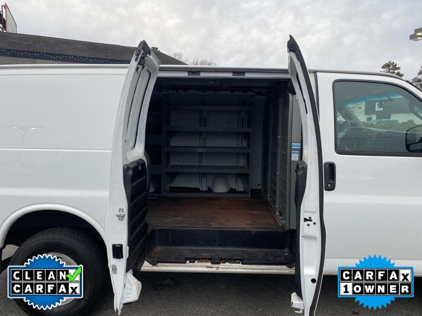 2017 Summit White /Medium Pewter Chevrolet Express Work Van (1GCZGGFG1H1) with an V8, 6.0L engine, 6-speed automatic transmission, located at 3147 E Independence Blvd, Charlotte, NC, 28205, 35.200268, -80.773651 - <b>Equipment</b><br>with XM/Sirus Satellite Radio you are no longer restricted by poor quality local radio stations while driving the Chevrolet Express. Anywhere on the planet, you will have hundreds of digital stations to choose from. This vehicle is a certified CARFAX 1-owner. Our dealership has - Photo#23