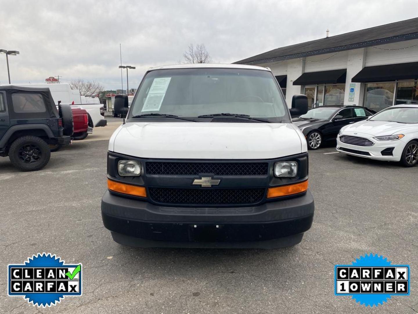 2017 Summit White /Medium Pewter Chevrolet Express Work Van (1GCZGGFG1H1) with an V8, 6.0L engine, 6-speed automatic transmission, located at 3147 E Independence Blvd, Charlotte, NC, 28205, 35.200268, -80.773651 - <b>Equipment</b><br>with XM/Sirus Satellite Radio you are no longer restricted by poor quality local radio stations while driving the Chevrolet Express. Anywhere on the planet, you will have hundreds of digital stations to choose from. This vehicle is a certified CARFAX 1-owner. Our dealership has - Photo#7