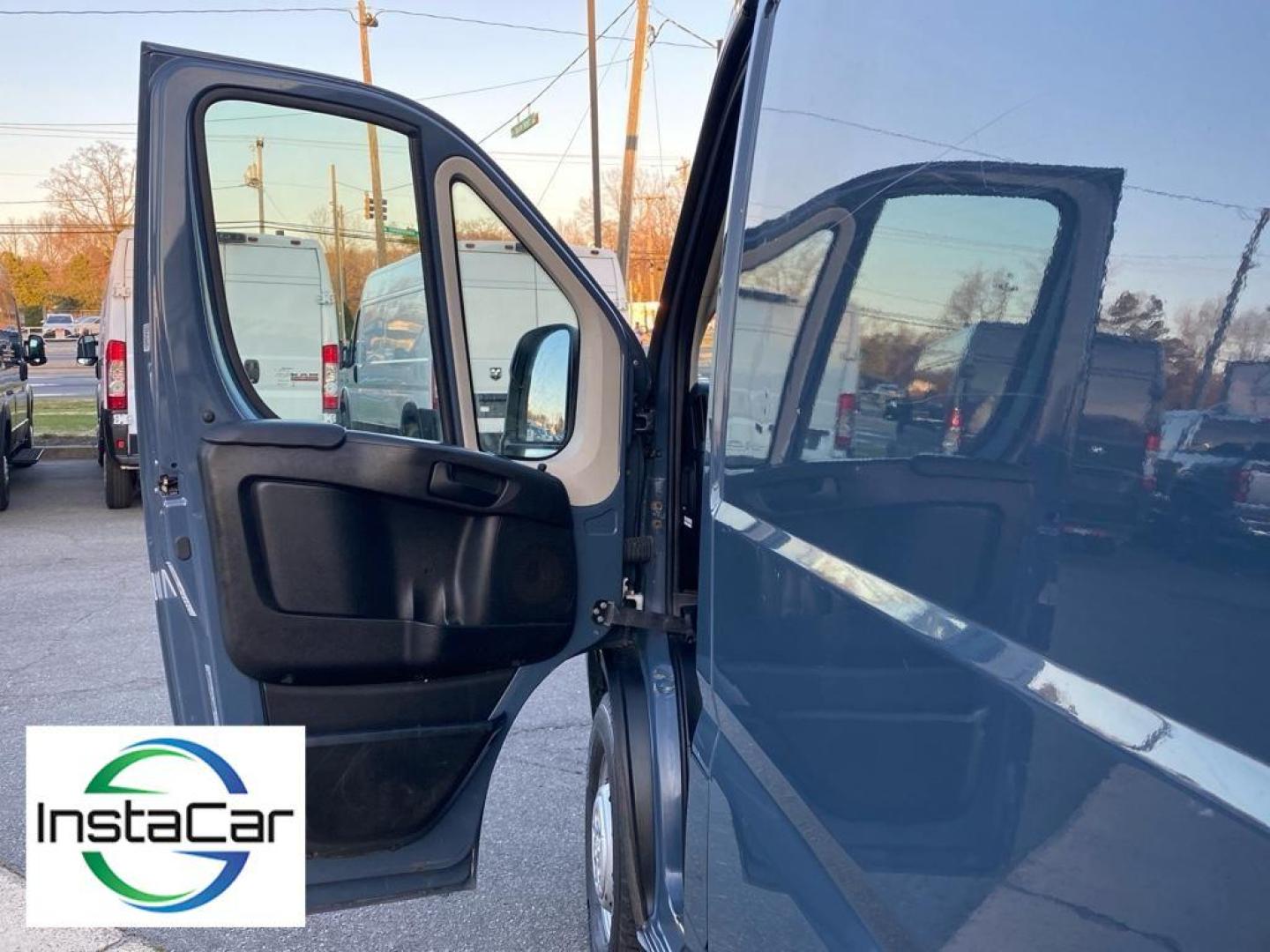 2019 Patriot Blue Pearlcoat /Black Ram ProMaster 3500 High Roof (3C6URVJG9KE) with an V6, 3.6L engine, 6-speed automatic transmission, located at 3147 E Independence Blvd, Charlotte, NC, 28205, 35.200268, -80.773651 - <b>Equipment</b><br>Bluetooth technology is built into it, keeping your hands on the steering wheel and your focus on the road. See what's behind you with the back up camera on the vehicle. This vehicle shines with an exquisite blue finish. The Ram ProMaster 3500 has a V6, 3.6L high output engine. S - Photo#18