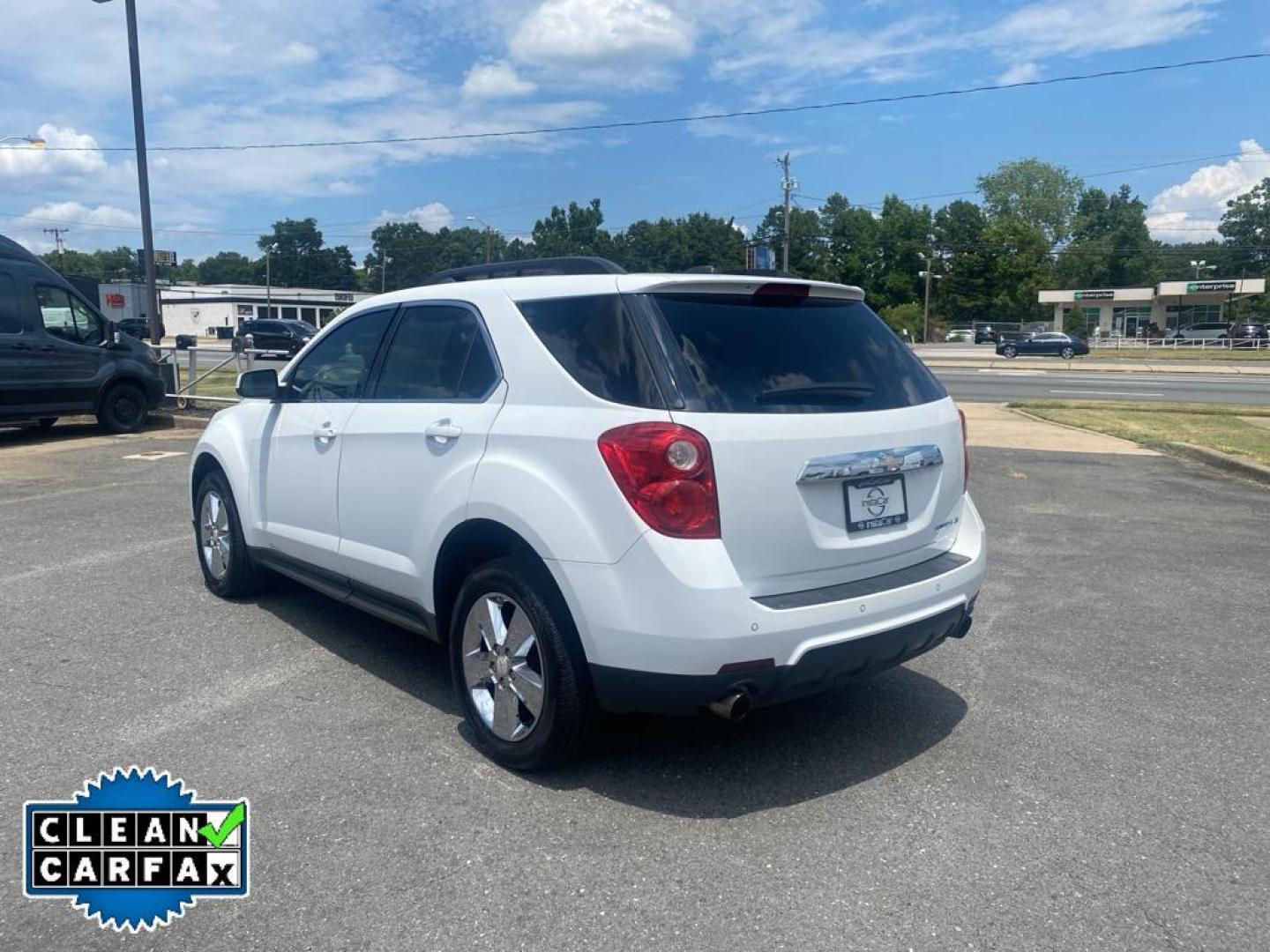 2015 Summit White /Light Titanium/Jet Black Chevrolet Equinox LT (2GNFLCE39F6) with an V6, 3.6L engine, 6-speed automatic transmission, located at 3147 E Independence Blvd, Charlotte, NC, 28205, 35.200268, -80.773651 - <b>Equipment</b><br>This 1/2 ton suv features a hands-free Bluetooth phone system. This 1/2 ton suv has satellite radio capabilities. Enjoy the heated seats in this unit you will never buy a vehicle without them. Everyone loves the comfort of having a warm seat on those cold winter days. The vehicl - Photo#9