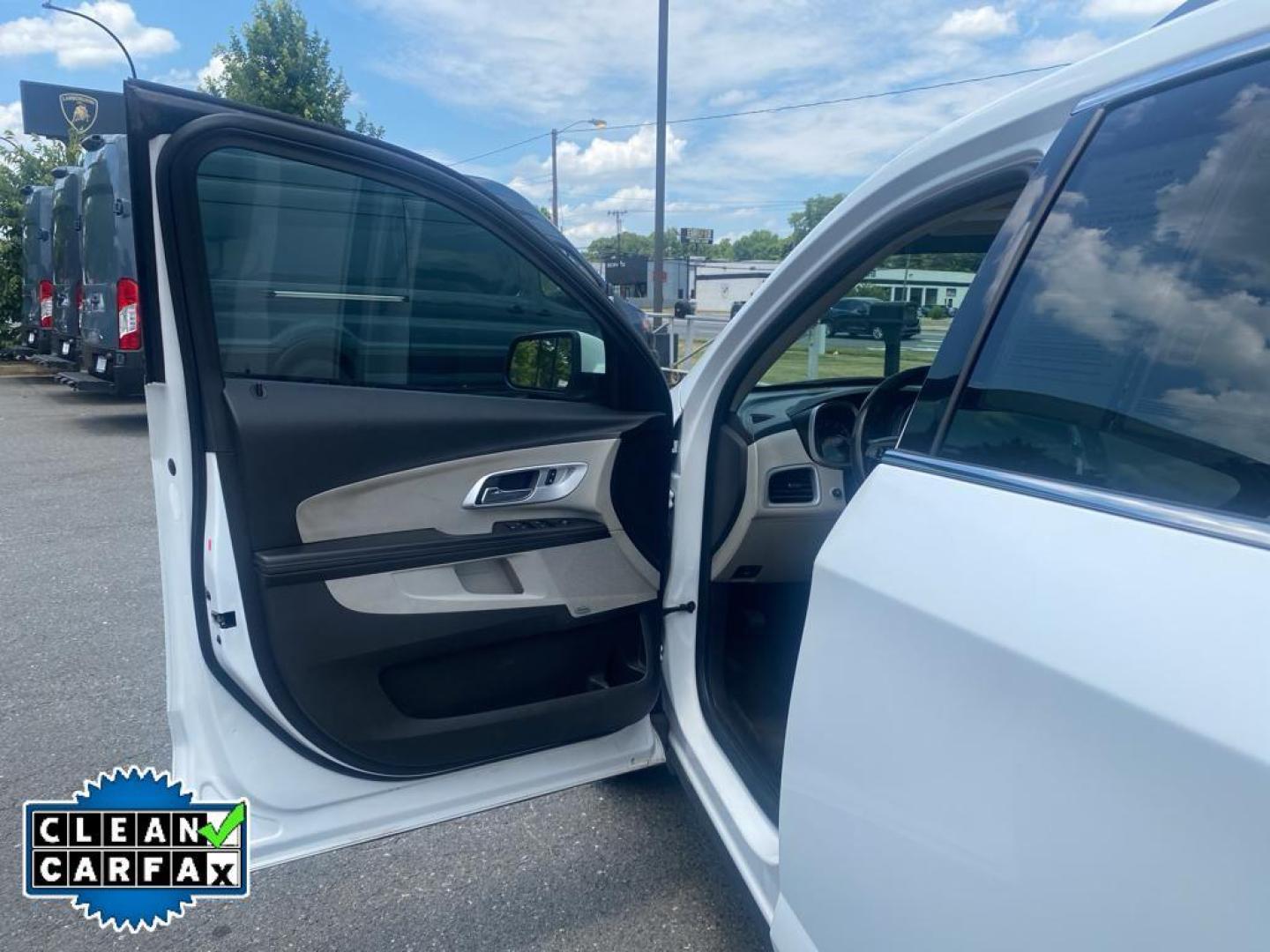 2015 Summit White /Light Titanium/Jet Black Chevrolet Equinox LT (2GNFLCE39F6) with an V6, 3.6L engine, 6-speed automatic transmission, located at 3147 E Independence Blvd, Charlotte, NC, 28205, 35.200268, -80.773651 - Photo#17