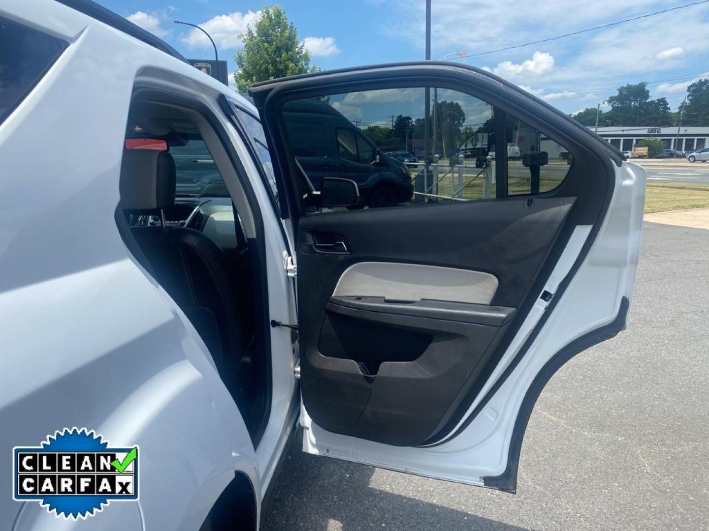 2015 Summit White /Light Titanium/Jet Black Chevrolet Equinox LT (2GNFLCE39F6) with an V6, 3.6L engine, 6-speed automatic transmission, located at 3147 E Independence Blvd, Charlotte, NC, 28205, 35.200268, -80.773651 - <b>Equipment</b><br>This 1/2 ton suv features a hands-free Bluetooth phone system. This 1/2 ton suv has satellite radio capabilities. Enjoy the heated seats in this unit you will never buy a vehicle without them. Everyone loves the comfort of having a warm seat on those cold winter days. The vehicl - Photo#20