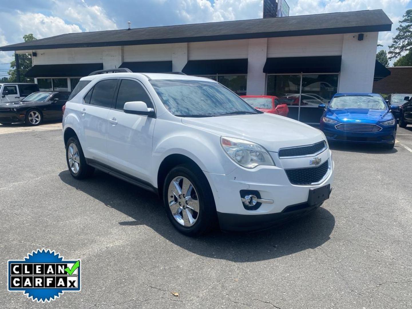 2015 Summit White /Light Titanium/Jet Black Chevrolet Equinox LT (2GNFLCE39F6) with an V6, 3.6L engine, 6-speed automatic transmission, located at 3147 E Independence Blvd, Charlotte, NC, 28205, 35.200268, -80.773651 - Photo#5