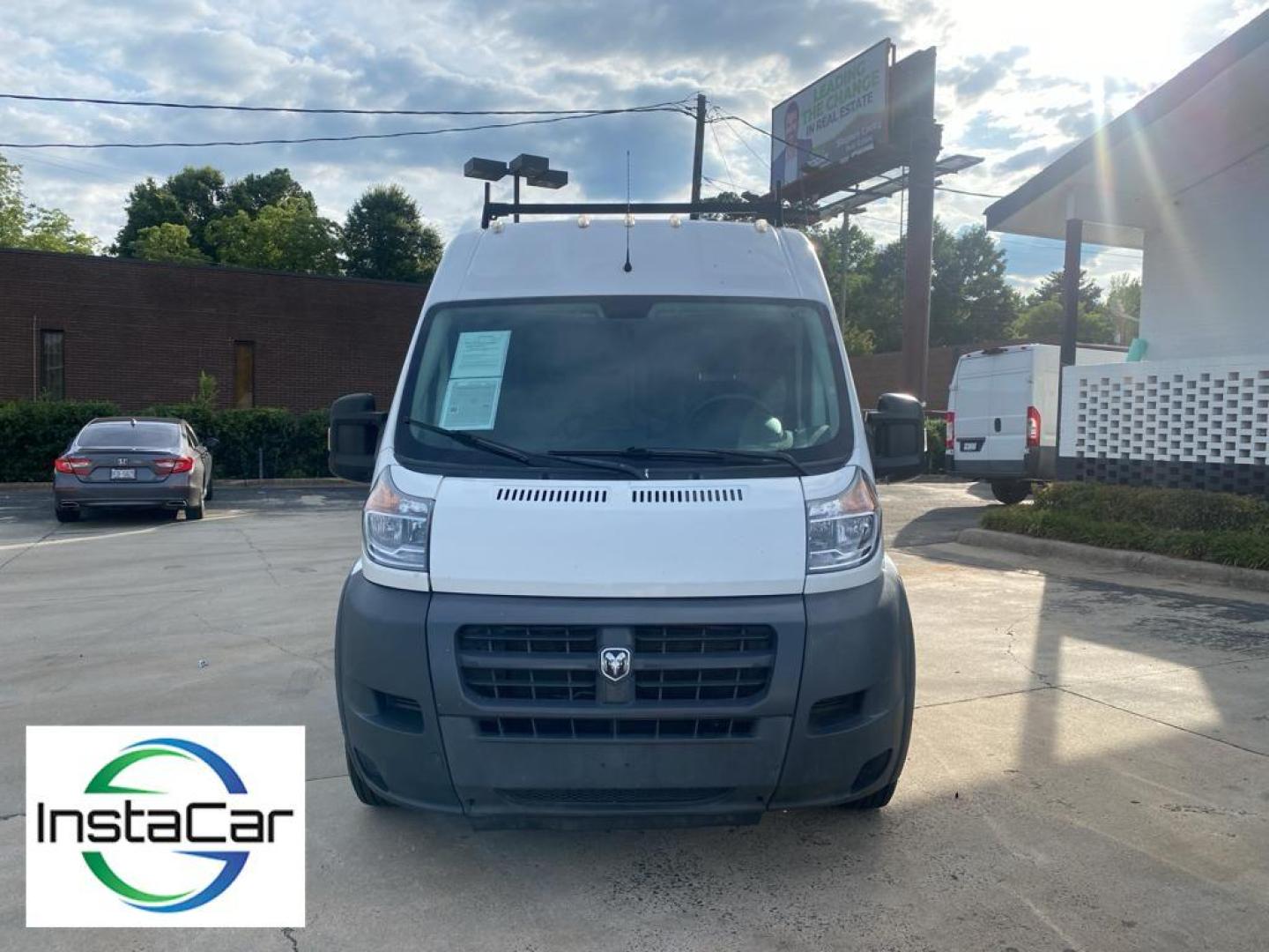 2017 Bright White Clearcoat /Gray Ram ProMaster 2500 High Roof (3C6TRVDG3HE) with an V6, 3.6L engine, 6-speed automatic transmission, located at 3147 E Independence Blvd, Charlotte, NC, 28205, 35.200268, -80.773651 - Looking for a reliable commercial van with plenty of cargo space? Look no further than this used 2017 Ram ProMaster 2500 High Roof. With a spacious interior and a powerful V6, 3.6L engine, this van is ready to tackle any job you throw its way.<br><br>With 210,992 miles on the odometer, this ProMaste - Photo#7