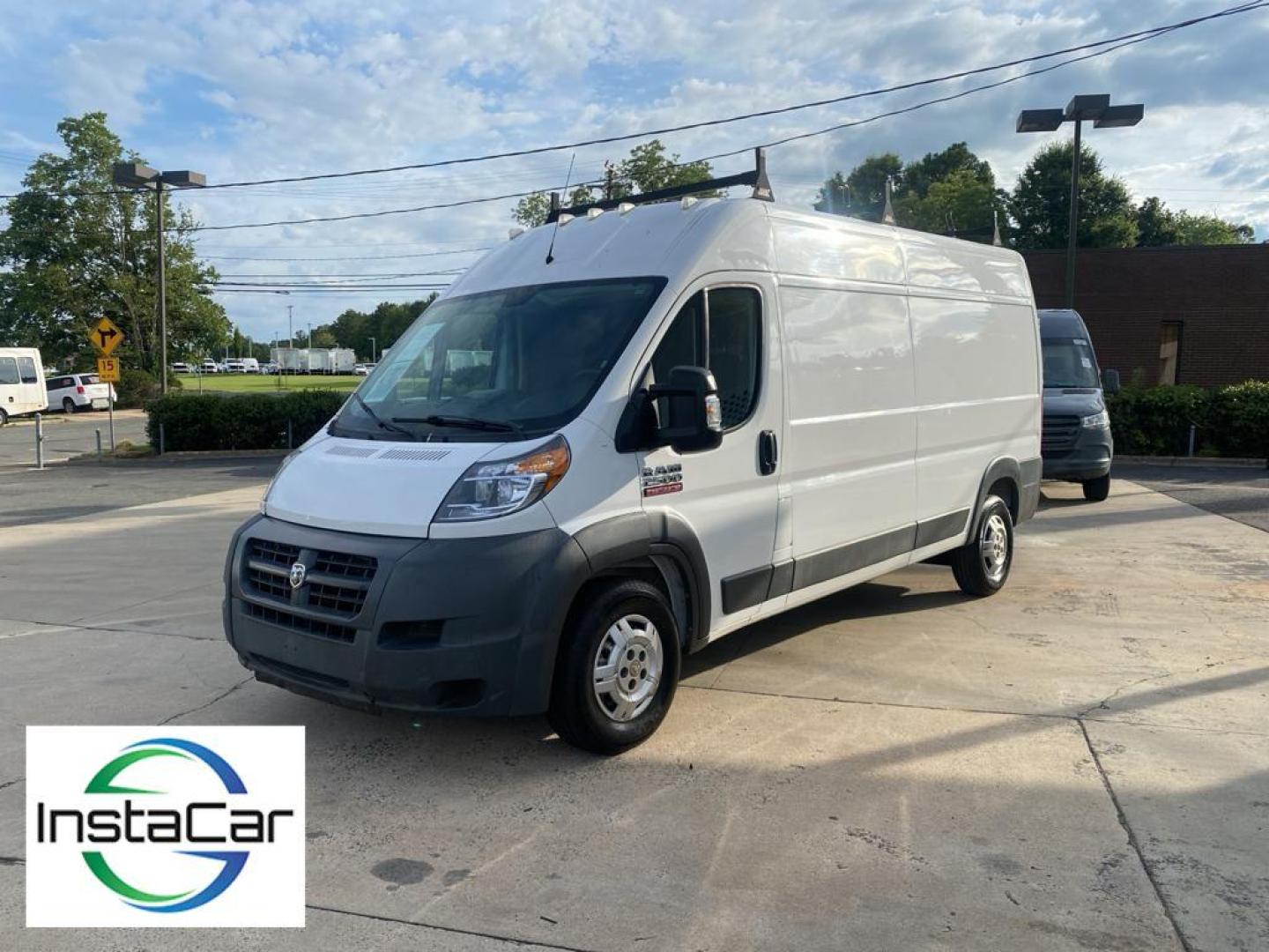 2017 Bright White Clearcoat /Gray Ram ProMaster 2500 High Roof (3C6TRVDG3HE) with an V6, 3.6L engine, 6-speed automatic transmission, located at 3147 E Independence Blvd, Charlotte, NC, 28205, 35.200268, -80.773651 - Looking for a reliable commercial van with plenty of cargo space? Look no further than this used 2017 Ram ProMaster 2500 High Roof. With a spacious interior and a powerful V6, 3.6L engine, this van is ready to tackle any job you throw its way.<br><br>With 210,992 miles on the odometer, this ProMaste - Photo#8