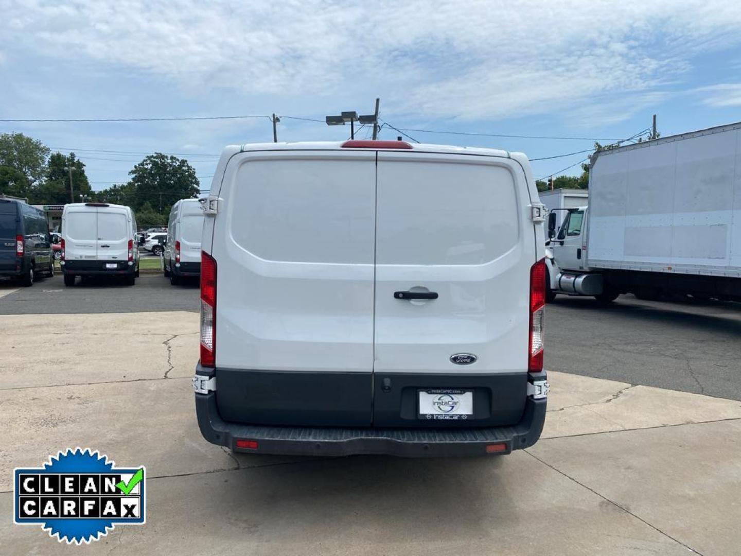 2018 Oxford White /Charcoal Ford Transit Van Base w/60/40 Pass-Side Cargo Doors (1FTYE1ZM4JK) with an V6, 3.7L engine, 6-speed automatic transmission, located at 3147 E Independence Blvd, Charlotte, NC, 28205, 35.200268, -80.773651 - Photo#10