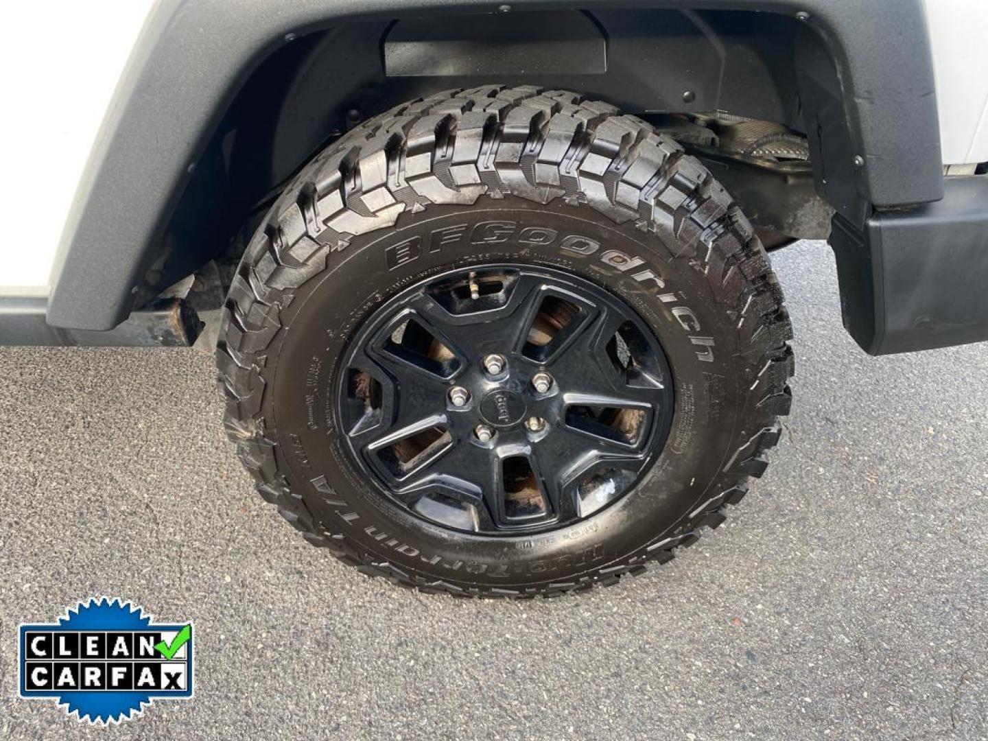 2017 Bright White Clearcoat /Black Jeep Wrangler Willys Wheeler (1C4AJWAG0HL) with an V6, 3.6L engine, 5-speed automatic transmission, located at 3147 E Independence Blvd, Charlotte, NC, 28205, 35.200268, -80.773651 - <b>Vehicle Details</b><br>Introducing the 2017 Jeep Wrangler Willys Wheeler, a robust and adventurous vehicle designed for the off-road enthusiast. Under the hood, this Wrangler boasts a powerful V6, 3.6L engine that delivers impressive performance both on and off the road. Equipped with 4WD, it ens - Photo#18