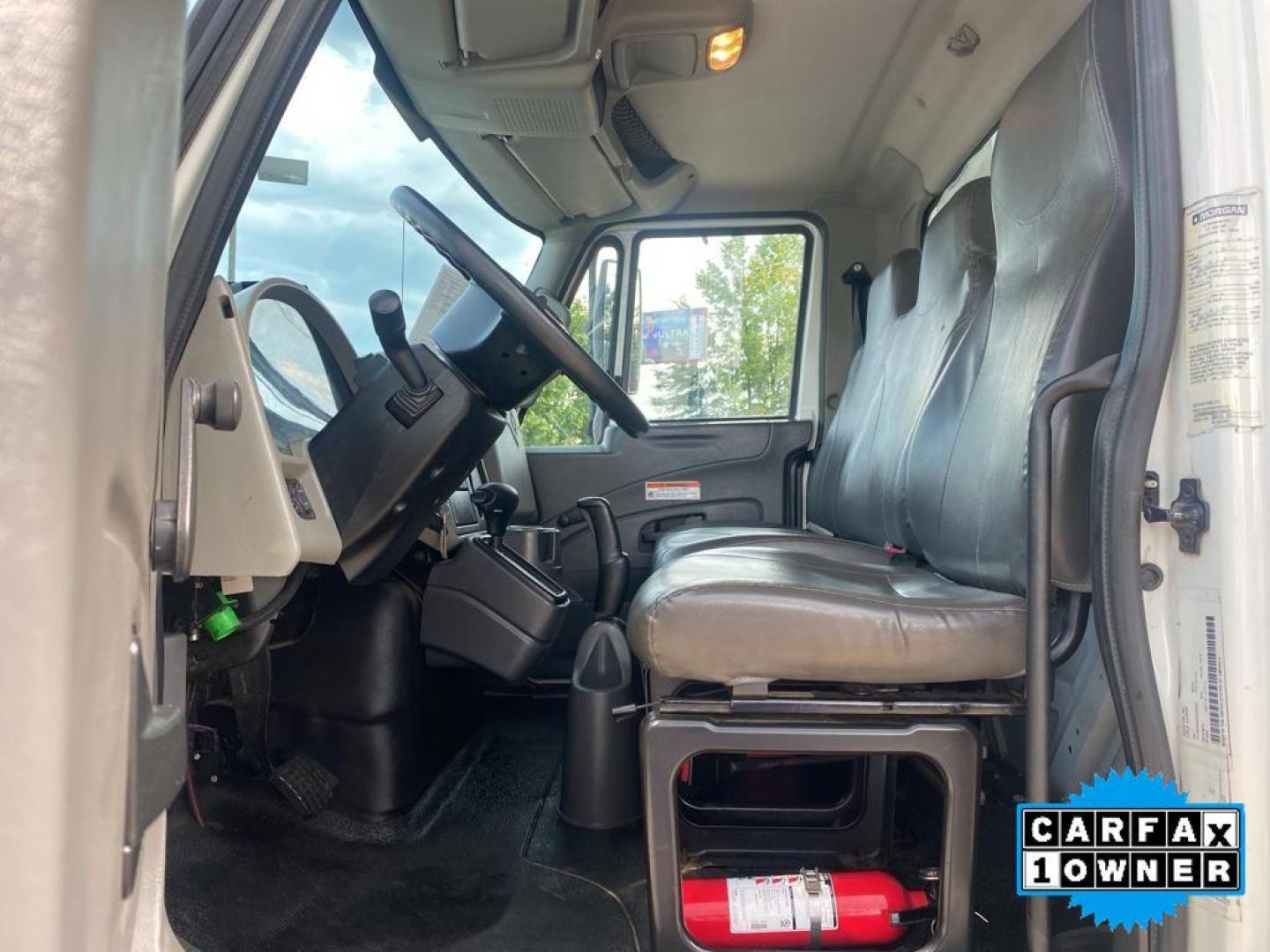 2017 WHITE International DuraStar 4300 (1HTMMMMM6HH) with an 6 Cyl, 6.7L engine, Automatic transmission, located at 3147 E Independence Blvd, Charlotte, NC, 28205, 35.200268, -80.773651 - Photo#19