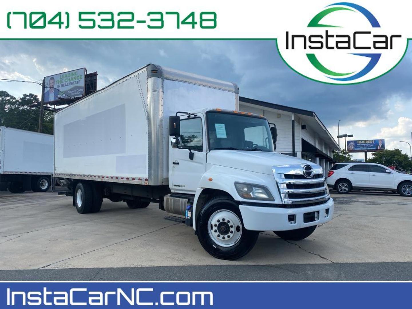 2017 WHITE Hino 268 (5PVNE8JV2H4) with an 6 Cyl, 7.6L engine, Automatic transmission, located at 3147 E Independence Blvd, Charlotte, NC, 28205, 35.200268, -80.773651 - Photo#0