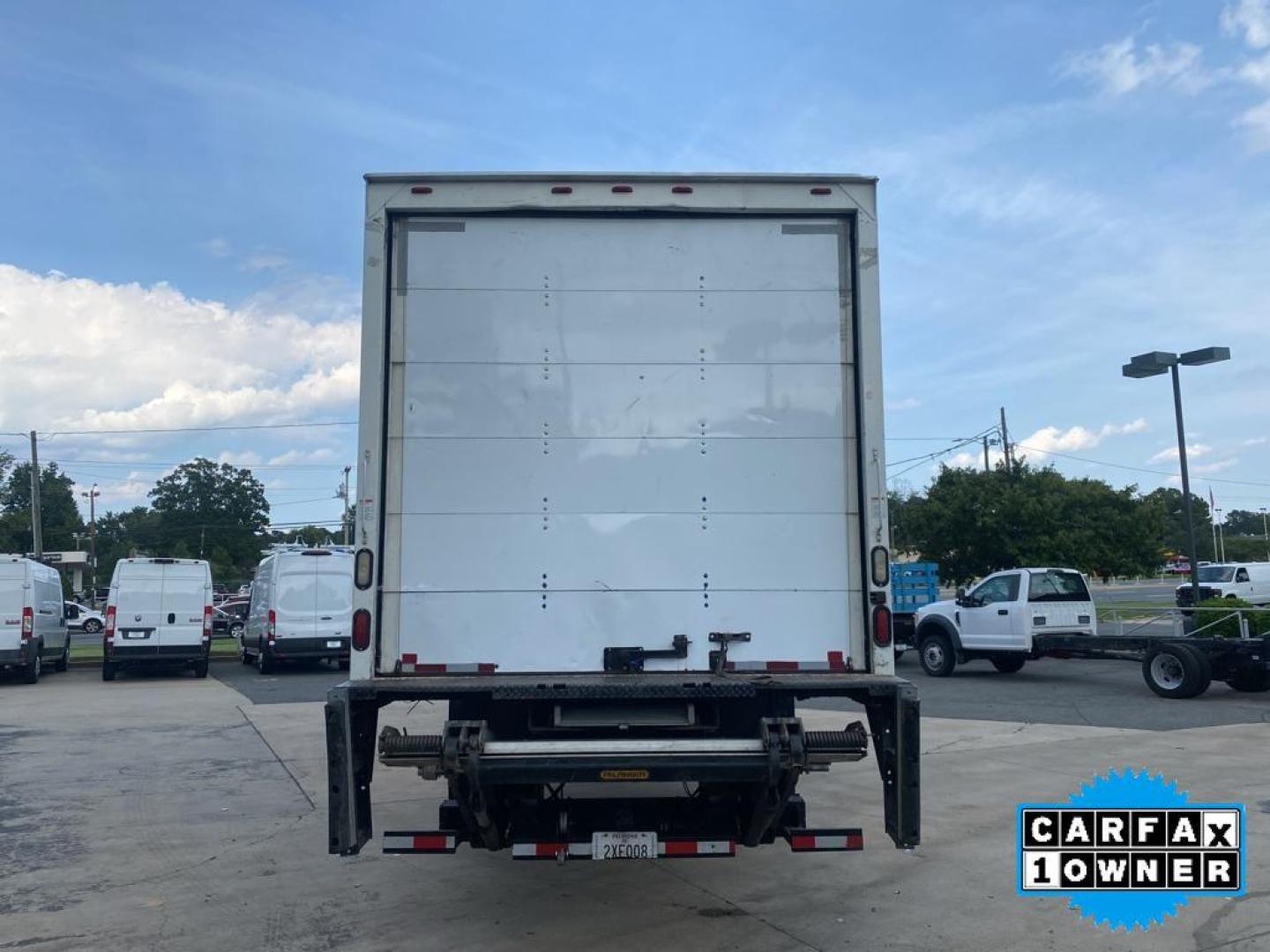 2017 WHITE Hino 268 (5PVNE8JV2H4) with an 6 Cyl, 7.6L engine, Automatic transmission, located at 3147 E Independence Blvd, Charlotte, NC, 28205, 35.200268, -80.773651 - Photo#9