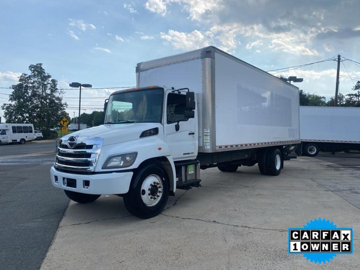 2017 WHITE Hino 268 (5PVNE8JV2H4) with an 6 Cyl, 7.6L engine, Automatic transmission, located at 3147 E Independence Blvd, Charlotte, NC, 28205, 35.200268, -80.773651 - Photo#6