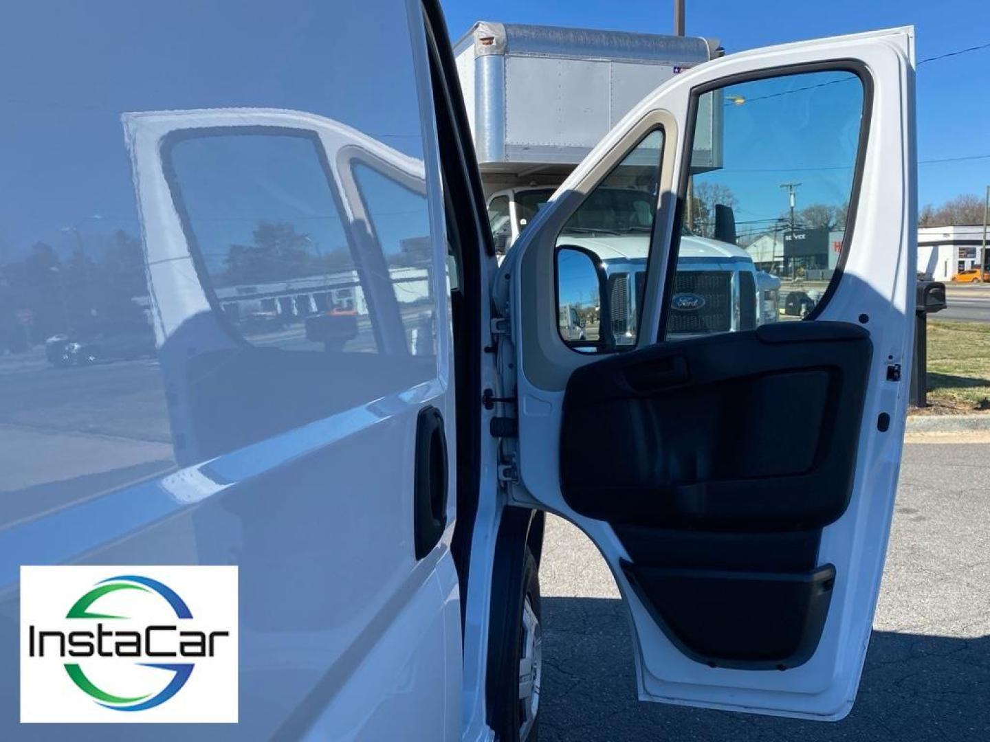 2020 Bright White Clearcoat /Black Ram ProMaster 2500 High Roof (3C6TRVDG7LE) with an V6, 3.6L engine, 6-speed automatic transmission, located at 3147 E Independence Blvd, Charlotte, NC, 28205, 35.200268, -80.773651 - <b>Equipment</b><br>This Ram ProMaster 2500 is equipped with the latest generation of XM/Sirius Radio. See what's behind you with the back up camera on this vehicle. Bluetooth technology is built into this model, keeping your hands on the steering wheel and your focus on the road. The state of the a - Photo#21