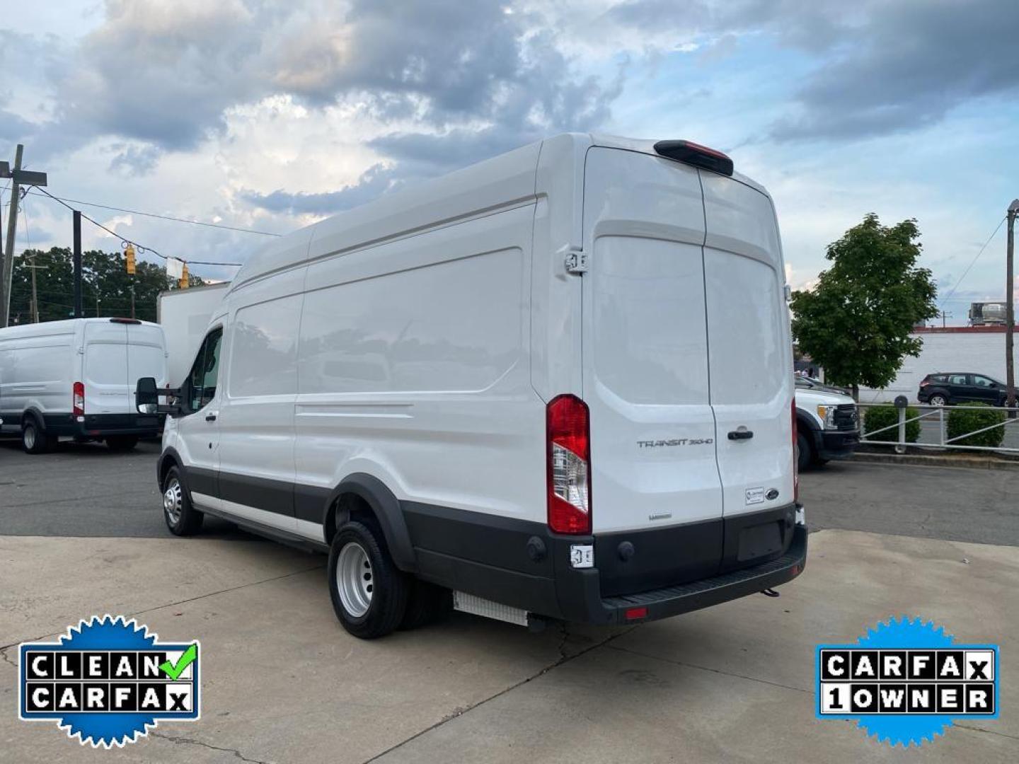 2022 Oxford White /Dark Palazzo Gray Ford Transit Van Base w/11,000 lb. GVWR (1FTRU8XG0NK) with an V6, 3.5L engine, 10-speed automatic transmission, located at 3147 E Independence Blvd, Charlotte, NC, 28205, 35.200268, -80.773651 - <b>Equipment</b><br>Our dealership has already run the CARFAX report and it is clean. A clean CARFAX is a great asset for resale value in the future. Protect this 2022 Ford Transit Van T-350HD EL High Roof from unwanted accidents with a cutting edge backup camera system. This Ford Transit Van featu - Photo#12