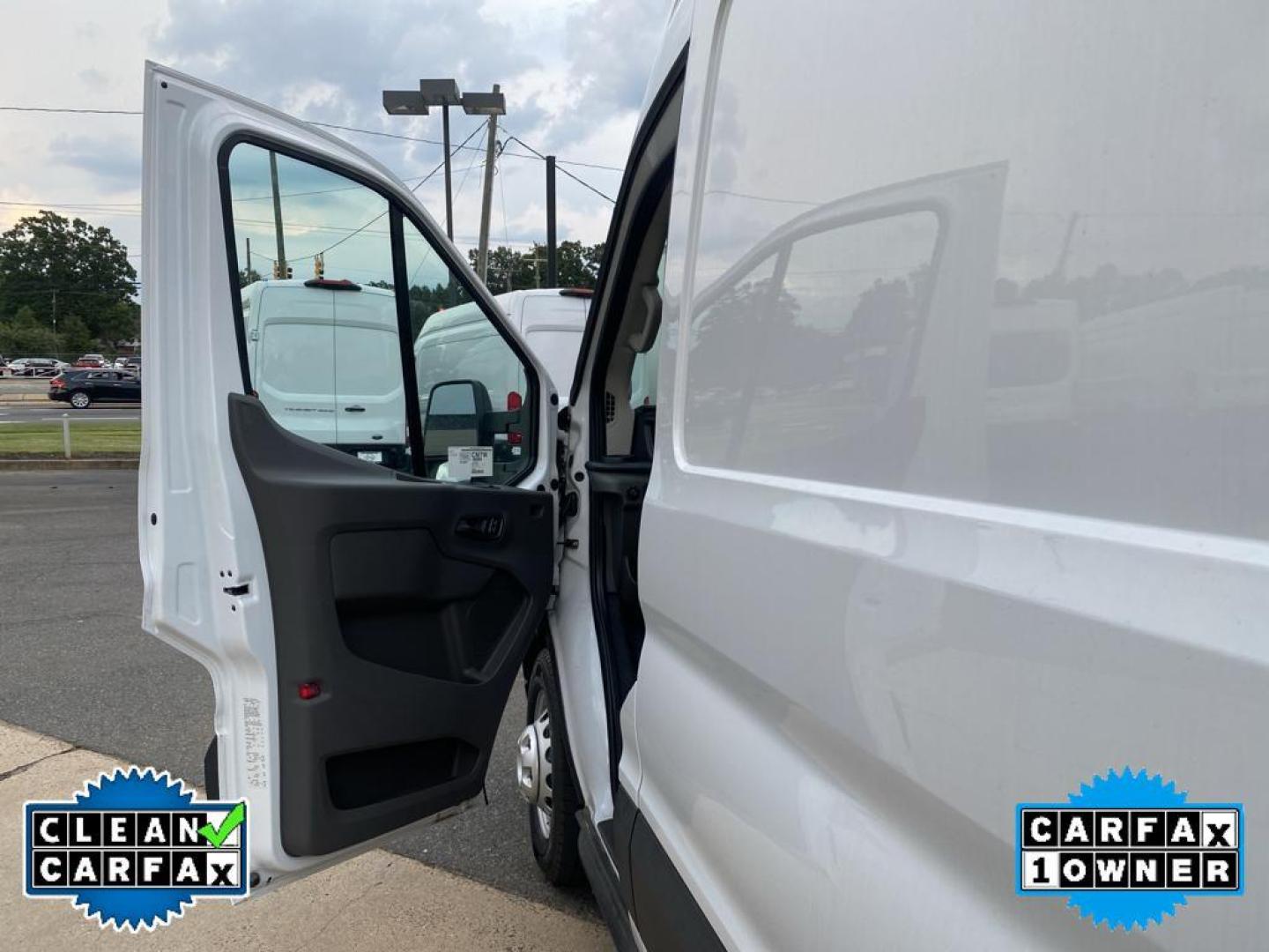 2022 Oxford White /Dark Palazzo Gray Ford Transit Van Base w/11,000 lb. GVWR (1FTRU8XG0NK) with an V6, 3.5L engine, 10-speed automatic transmission, located at 3147 E Independence Blvd, Charlotte, NC, 28205, 35.200268, -80.773651 - <b>Equipment</b><br>Our dealership has already run the CARFAX report and it is clean. A clean CARFAX is a great asset for resale value in the future. Protect this 2022 Ford Transit Van T-350HD EL High Roof from unwanted accidents with a cutting edge backup camera system. This Ford Transit Van featu - Photo#20