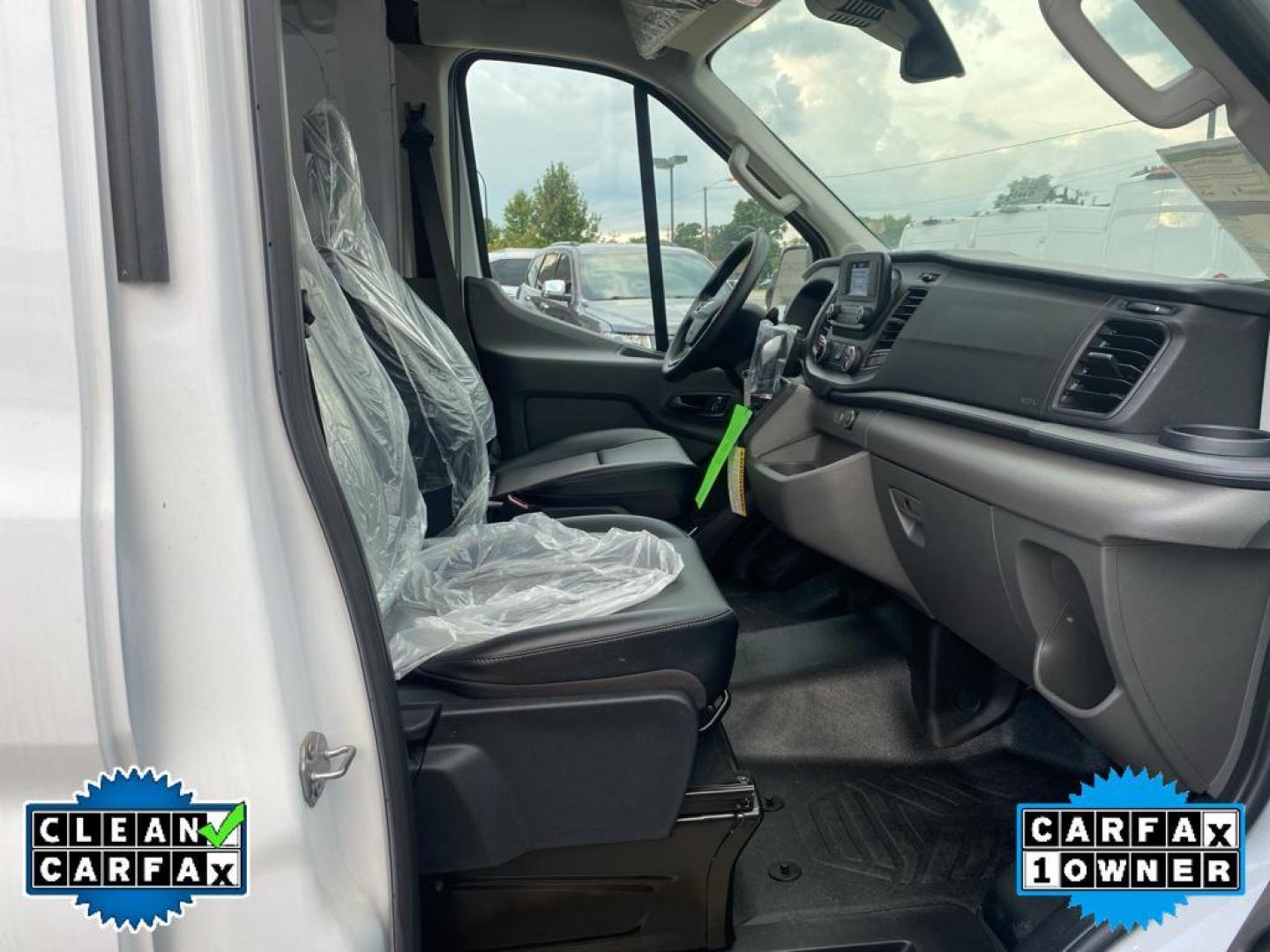 2022 Oxford White /Dark Palazzo Gray Ford Transit Van Base w/11,000 lb. GVWR (1FTRU8XG0NK) with an V6, 3.5L engine, 10-speed automatic transmission, located at 3147 E Independence Blvd, Charlotte, NC, 28205, 35.200268, -80.773651 - <b>Equipment</b><br>Our dealership has already run the CARFAX report and it is clean. A clean CARFAX is a great asset for resale value in the future. Protect this 2022 Ford Transit Van T-350HD EL High Roof from unwanted accidents with a cutting edge backup camera system. This Ford Transit Van featu - Photo#24