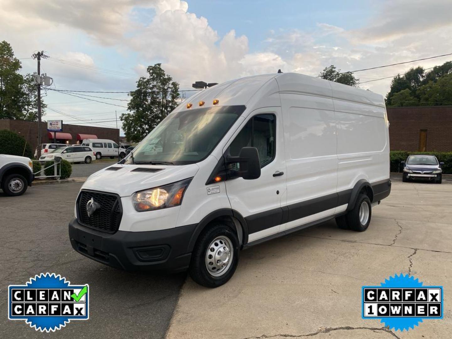 2022 Oxford White /Dark Palazzo Gray Ford Transit Van Base w/11,000 lb. GVWR (1FTRU8XG8NK) with an V6, 3.5L engine, 10-speed automatic transmission, located at 3147 E Independence Blvd, Charlotte, NC, 28205, 35.200268, -80.773651 - <b>Equipment</b><br>This model features a hands-free Bluetooth phone system. The rear parking assist technology on this 1 ton van will put you at ease when reversing. The system alerts you as you get closer to an obstruction. This vehicle is a certified CARFAX 1-owner. This vehicle has a clean CARF - Photo#10