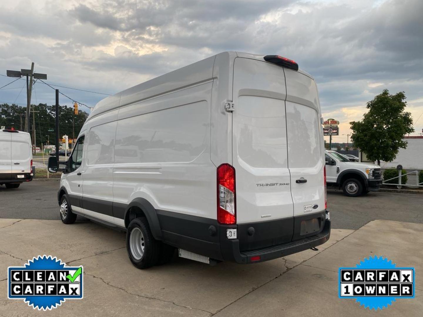 2022 Oxford White /Dark Palazzo Gray Ford Transit Van Base w/11,000 lb. GVWR (1FTRU8XG8NK) with an V6, 3.5L engine, 10-speed automatic transmission, located at 3147 E Independence Blvd, Charlotte, NC, 28205, 35.200268, -80.773651 - <b>Equipment</b><br>This model features a hands-free Bluetooth phone system. The rear parking assist technology on this 1 ton van will put you at ease when reversing. The system alerts you as you get closer to an obstruction. This vehicle is a certified CARFAX 1-owner. This vehicle has a clean CARF - Photo#12