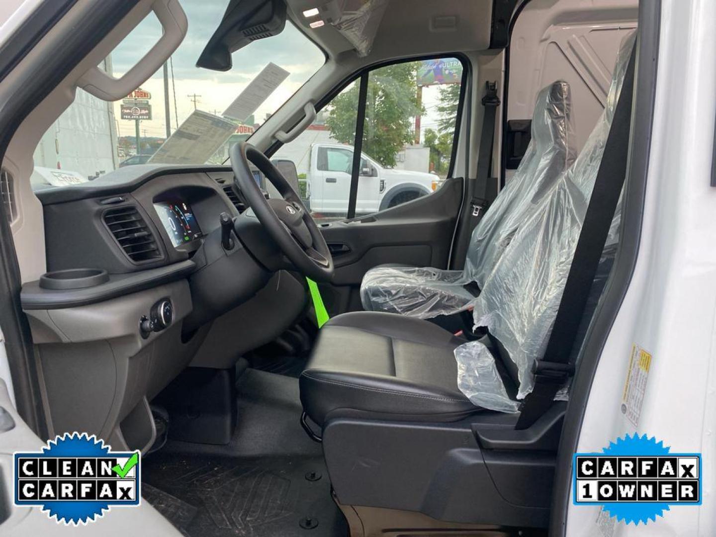 2022 Oxford White /Dark Palazzo Gray Ford Transit Van Base w/11,000 lb. GVWR (1FTRU8XG8NK) with an V6, 3.5L engine, 10-speed automatic transmission, located at 3147 E Independence Blvd, Charlotte, NC, 28205, 35.200268, -80.773651 - Photo#23