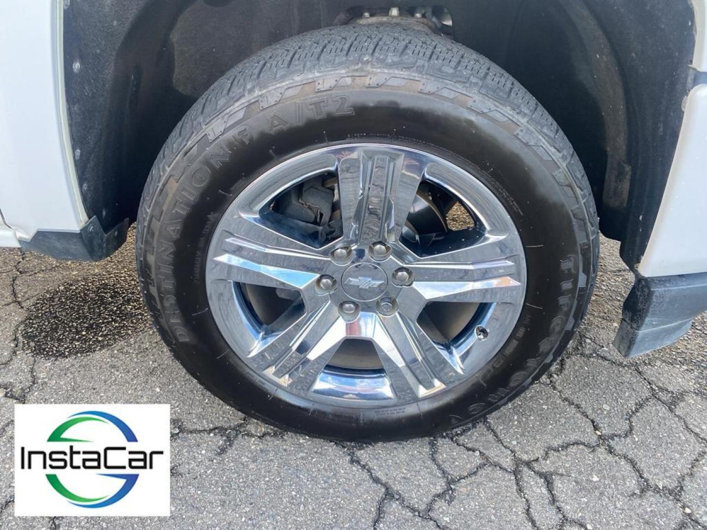 2018 Summit White /Dark Ash/Jet Black Chevrolet Silverado Custom (1GCVKPEC3JZ) with an V8, 5.3L engine, 6-speed automatic transmission, located at 3147 E Independence Blvd, Charlotte, NC, 28205, 35.200268, -80.773651 - <b>Equipment</b><br>This Chevrolet Silverado will allow to see the road and so much more with the HID headlights. The premium wheels make this model stand out from the crowd. Bluetooth technology is built into this vehicle, keeping your hands on the steering wheel and your focus on the road. The sat - Photo#15