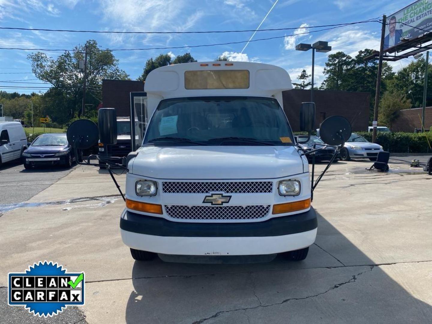 2013 Summit White /Medium Pewter Chevrolet Express Work Van (1GB0G2BA3D1) with an V8, 4.8L engine, 6-speed automatic transmission, located at 3147 E Independence Blvd, Charlotte, NC, 28205, 35.200268, -80.773651 - <b>Equipment</b><br>Our dealership has already run the CARFAX report and it is clean. A clean CARFAX is a great asset for resale value in the future. This Chevrolet Express is rear wheel drive. Maintaining a stable interior temperature in this 1 ton van is easy with the climate control system. This - Photo#6