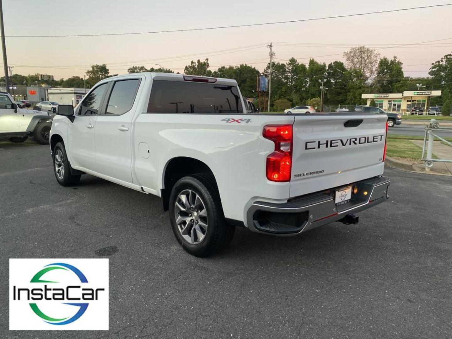 2022 white Chevrolet Silverado LT (1GCPYDEK6NZ) with an 4 Cyl, 2.7L engine, Automatic transmission, located at 3147 E Independence Blvd, Charlotte, NC, 28205, 35.200268, -80.773651 - <b>Equipment</b><br>The steering wheel audio controls on this vehicle keep the volume and station within easy reach. This 2022 Chevrolet Silverado 1500 comes equipped with Android Auto for seamless smartphone integration on the road. Apple CarPlay: Seamless smartphone integration for this vehicle - - Photo#10