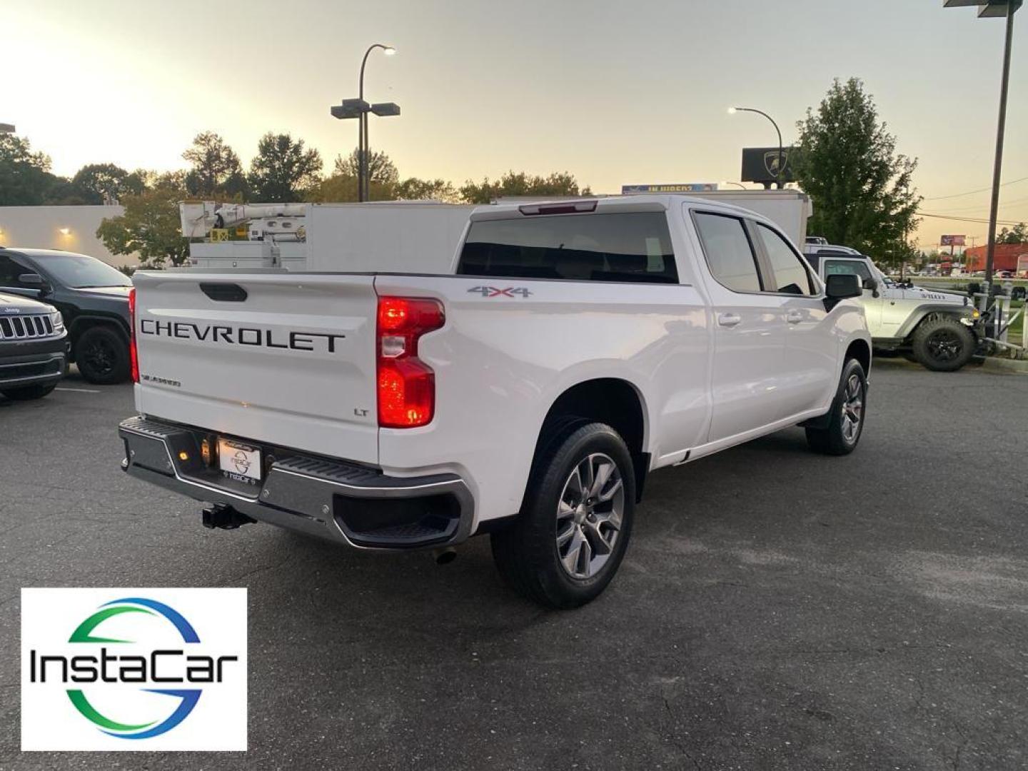 2022 white Chevrolet Silverado LT (1GCPYDEK6NZ) with an 4 Cyl, 2.7L engine, Automatic transmission, located at 3147 E Independence Blvd, Charlotte, NC, 28205, 35.200268, -80.773651 - <b>Equipment</b><br>The steering wheel audio controls on this vehicle keep the volume and station within easy reach. This 2022 Chevrolet Silverado 1500 comes equipped with Android Auto for seamless smartphone integration on the road. Apple CarPlay: Seamless smartphone integration for this vehicle - - Photo#12