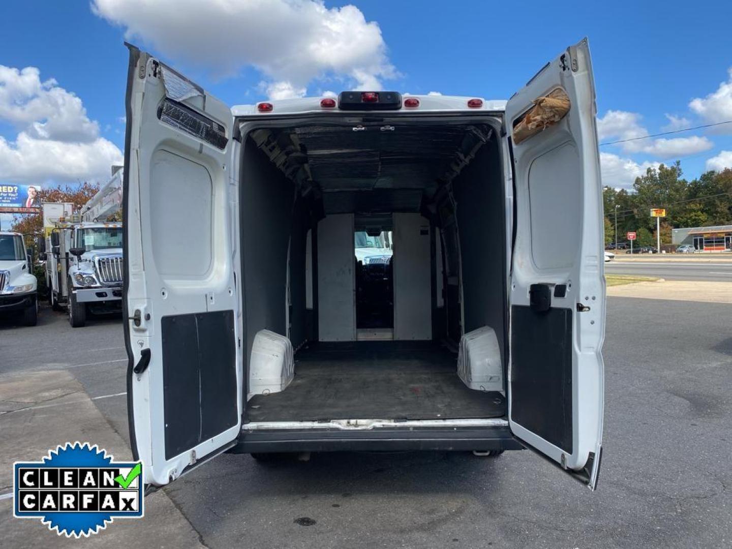 2021 Bright White Clearcoat /Black Ram ProMaster 3500 High Roof (3C6MRVJG9ME) with an V6, 3.6L engine, 6-speed automatic transmission, located at 3147 E Independence Blvd, Charlotte, NC, 28205, 35.200268, -80.773651 - <b>Equipment</b><br>See what's behind you with the back up camera on this vehicle. Our dealership has already run the CARFAX report and it is clean. A clean CARFAX is a great asset for resale value in the future. Bluetooth technology is built into this 2021 Ram ProMaster 3500 , keeping your hands o - Photo#24