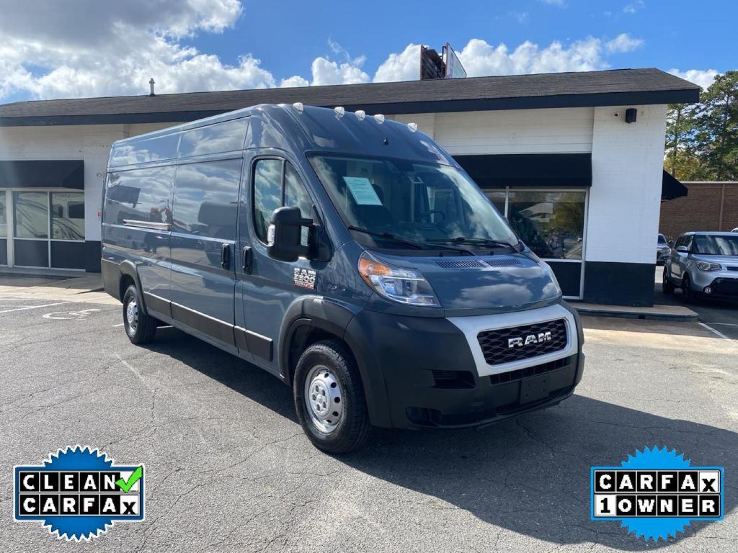 2019 Patriot Blue Pearlcoat /Black Ram ProMaster 3500 High Roof (3C6URVJGXKE) with an V6, 3.6L engine, 6-speed automatic transmission, located at 3147 E Independence Blvd, Charlotte, NC, 28205, 35.200268, -80.773651 - Photo#6