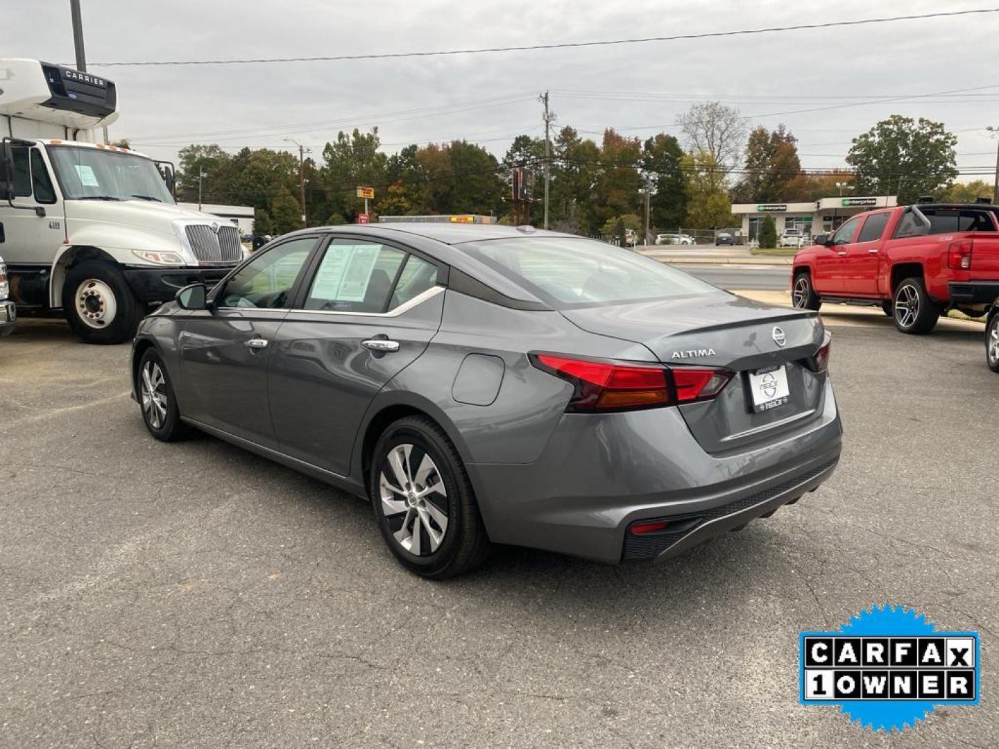 2019 Gun Metallic /Charcoal Nissan Altima 2.5 S (1N4BL4BV1KC) with an 4 Cyl, 2.5L engine, CVT transmission, located at 3147 E Independence Blvd, Charlotte, NC, 28205, 35.200268, -80.773651 - <b>Equipment</b><br>with XM/Sirus Satellite Radio you are no longer restricted by poor quality local radio stations while driving this mid-size car. Anywhere on the planet, you will have hundreds of digital stations to choose from. This Nissan Altima features a hands-free Bluetooth phone system. Th - Photo#10