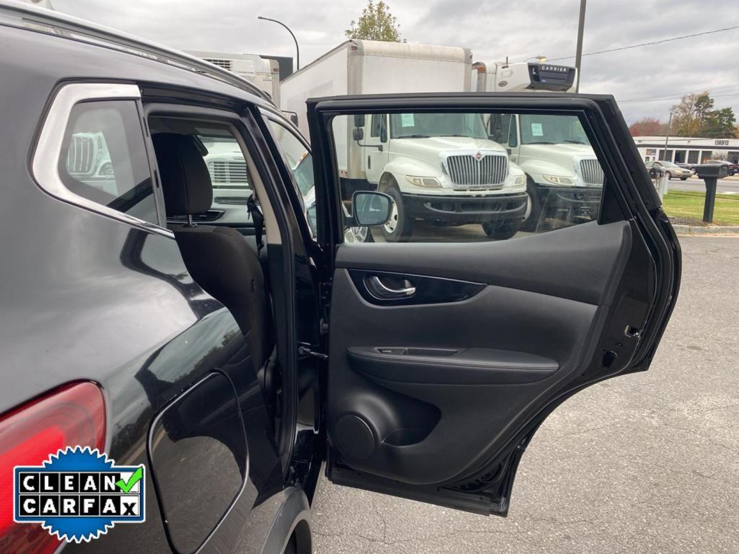 2019 Magnetic Black Pearl /Charcoal Nissan Rogue Sport SV (JN1BJ1CP4KW) with an 4 Cyl, 2.0L engine, CVT transmission, located at 3147 E Independence Blvd, Charlotte, NC, 28205, 35.200268, -80.773651 - <b>Equipment</b><br>This unit's Lane Departure Warning keeps you safe by alerting you when you drift from your lane. This unit is equipped with the latest generation of XM/Sirius Radio. See what's behind you with the back up camera on this 2019 Nissan Rogue Sport . The HID headlamps on this 2019 Nis - Photo#22