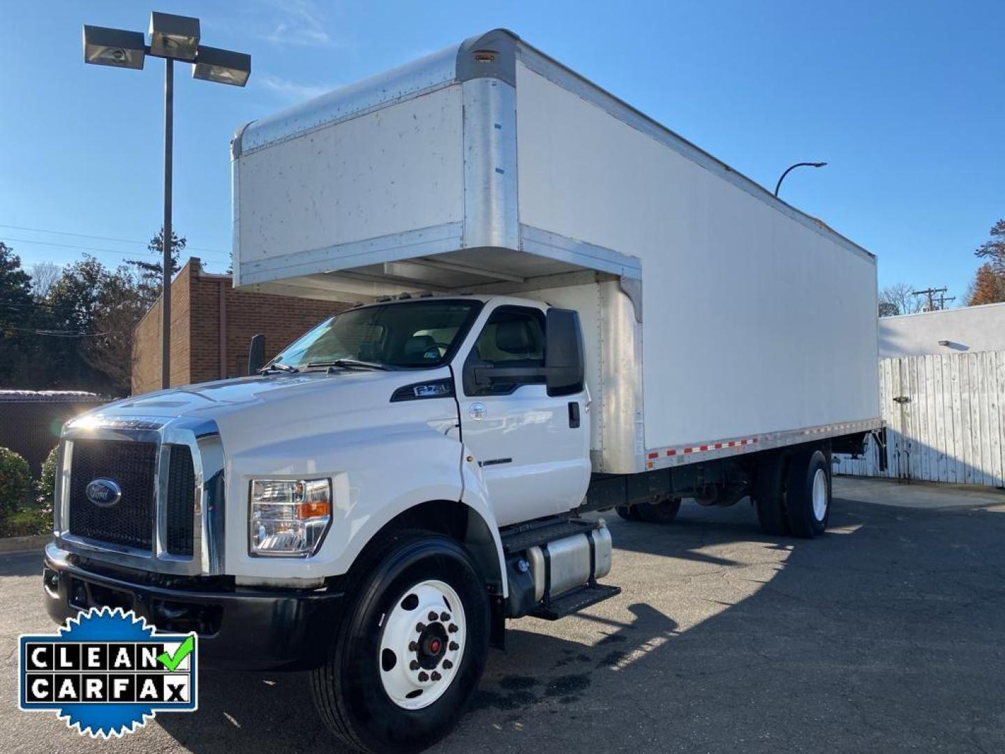 2019 Oxford White /Gray Ford F-750 Base (1FDNF7DC3KD) with an V8, 6.7L engine, 6-speed automatic transmission, located at 3147 E Independence Blvd, Charlotte, NC, 28205, 35.200268, -80.773651 - Photo#10