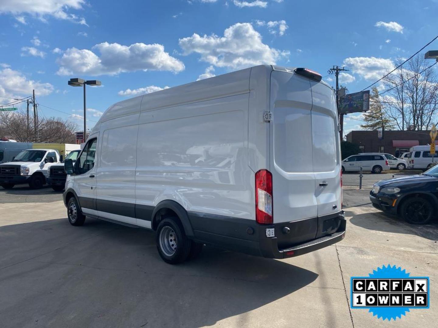 2018 Oxford White /Pewter Ford Transit Van Base w/Sliding Pass-Side Cargo Door (1FTBF4XV2JK) with an 5 Cyl, 3.2L engine, 6-speed automatic transmission, located at 3147 E Independence Blvd, Charlotte, NC, 28205, 35.200268, -80.773651 - Photo#11