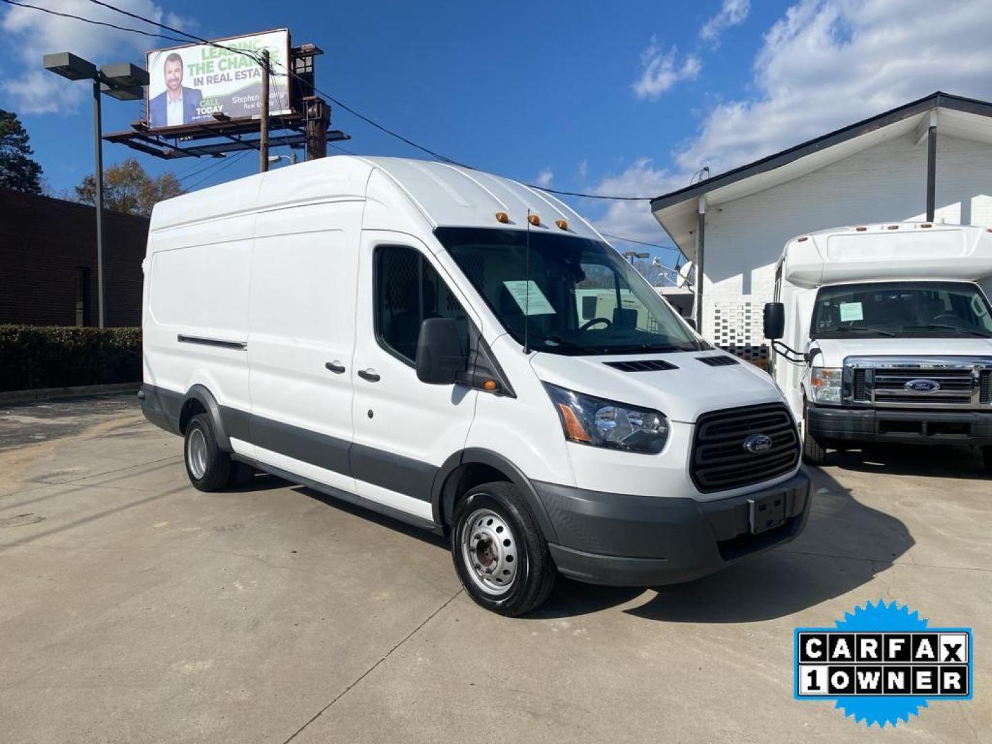 2018 Oxford White /Pewter Ford Transit Van Base w/Sliding Pass-Side Cargo Door (1FTBF4XV2JK) with an 5 Cyl, 3.2L engine, 6-speed automatic transmission, located at 3147 E Independence Blvd, Charlotte, NC, 28205, 35.200268, -80.773651 - For sale at our dealership: a reliable and spacious 2018 Ford Transit Van T-350HD EL High Roof Slide Base. This robust van is equipped with Rear Wheel Drive (RWD) and Dual Rear Wheels, providing the stability and durability you need for heavy-duty tasks. Under the hood, you'll find a powerful 5-cyli - Photo#7