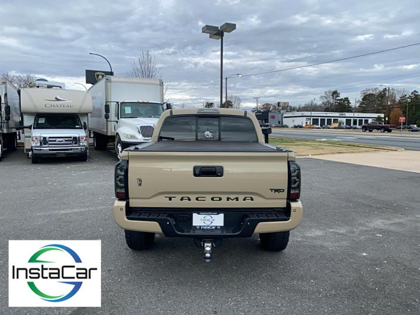 2016 Quicksand /Graphite w/Gun Metal Toyota Tacoma TRD Off Road (3TMCZ5AN4GM) with an V6, 3.5L engine, 6-speed automatic transmission, located at 3147 E Independence Blvd, Charlotte, NC, 28205, 35.200268, -80.773651 - Introducing the 2016 Toyota Tacoma TRD Off Road, an exceptional blend of power, versatility, and advanced technology, perfect for tackling any terrain with confidence. This capable 4WD pickup is powered by a robust V6, 3.5L engine, ensuring a dynamic driving experience whether you're navigating city - Photo#14