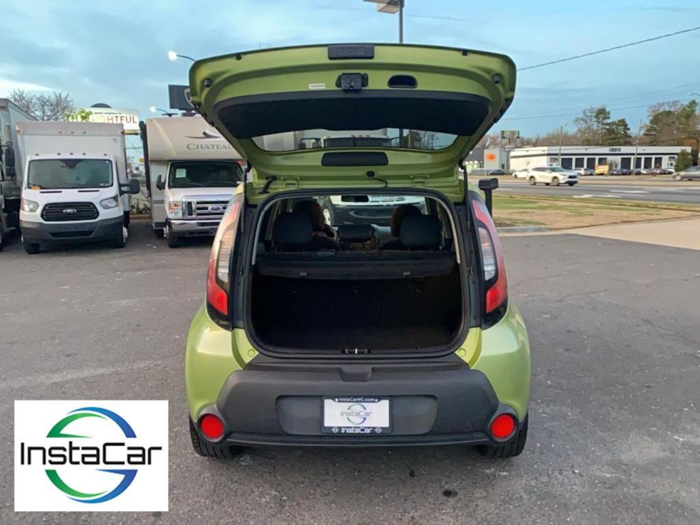 2015 green Kia Soul + (Plus) (KNDJP3A53F7) with an 4 Cyl, 2.0L engine, Automatic transmission, located at 3147 E Independence Blvd, Charlotte, NC, 28205, 35.200268, -80.773651 - Photo#27