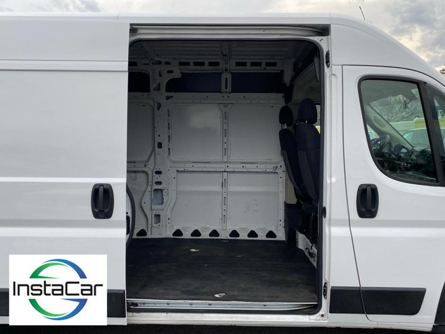 2020 Bright White Clearcoat /Black Ram ProMaster 2500 High Roof (3C6TRVDG5LE) with an V6, 3.6L engine, 6-speed automatic transmission, located at 3147 E Independence Blvd, Charlotte, NC, 28205, 35.200268, -80.773651 - <b>Equipment</b><br>This vehicle features a hands-free Bluetooth phone system. Protect this model from unwanted accidents with a cutting edge backup camera system. This Ram ProMaster 2500 has a V6, 3.6L high output engine. Front wheel drive on it gives you better traction and better fuel economy. Th - Photo#22