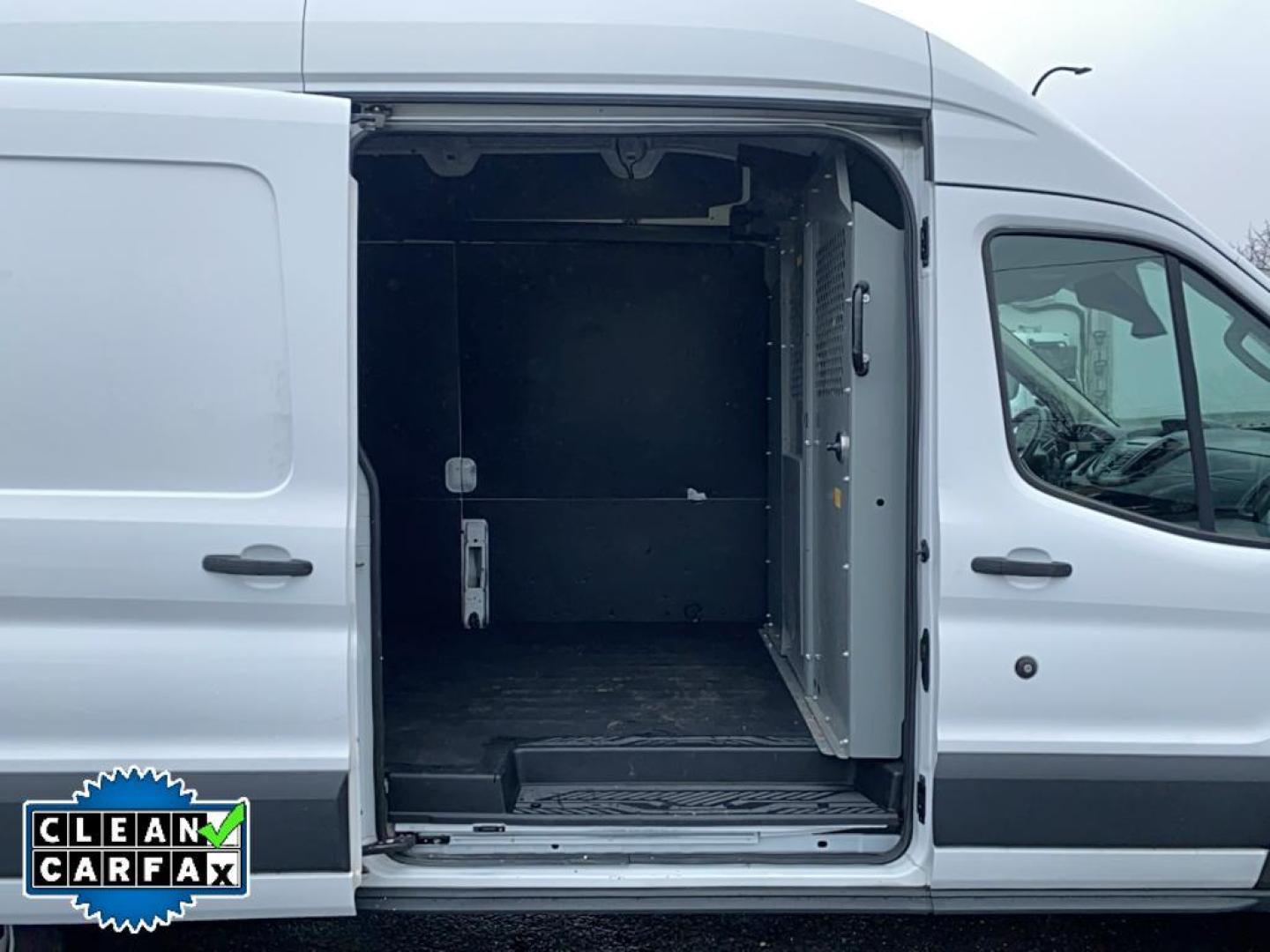 2016 Oxford White /Pewter Ford Transit Van Base (1FTBW2XGXGK) with an V6, 3.5L engine, 6-speed automatic transmission, located at 3147 E Independence Blvd, Charlotte, NC, 28205, 35.200268, -80.773651 - Photo#24