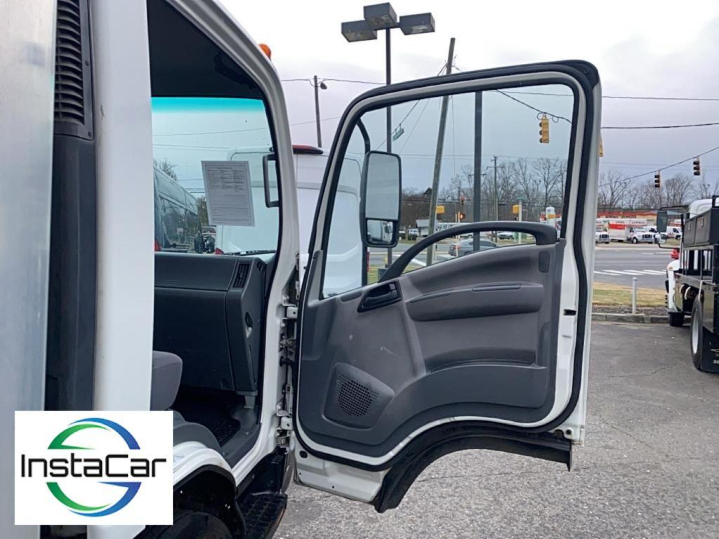 2014 White Isuzu NRR (JALE5W16XE7) with an 4 Cyl, 5.2L engine, Automatic transmission, located at 3147 E Independence Blvd, Charlotte, NC, 28205, 35.200268, -80.773651 - The vehicle has a 4 Cyl, 5.2L high output engine. Enjoy the incredible handling with the rear wheel drive on this vehicle. This delivery truck has a diesel engine. This Isuzu NRR has an automatic transmission. - Photo#17