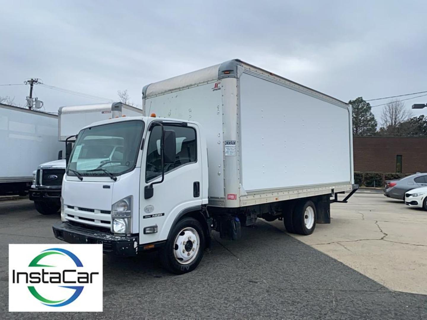 2014 White Isuzu NRR (JALE5W16XE7) with an 4 Cyl, 5.2L engine, Automatic transmission, located at 3147 E Independence Blvd, Charlotte, NC, 28205, 35.200268, -80.773651 - The vehicle has a 4 Cyl, 5.2L high output engine. Enjoy the incredible handling with the rear wheel drive on this vehicle. This delivery truck has a diesel engine. This Isuzu NRR has an automatic transmission. - Photo#6