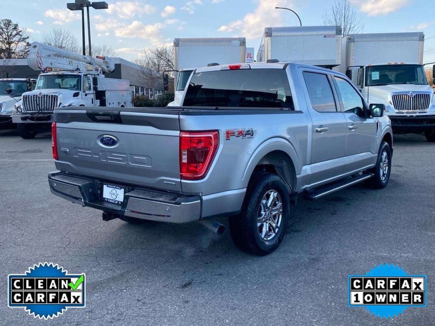 2021 Iconic Silver Metallic /Black/Medium Dark Slate Ford F-150 XLT (1FTFW1E87MF) with an V6, 3.5L engine, 10-speed automatic transmission, located at 3147 E Independence Blvd, Charlotte, NC, 28205, 35.200268, -80.773651 - Photo#13