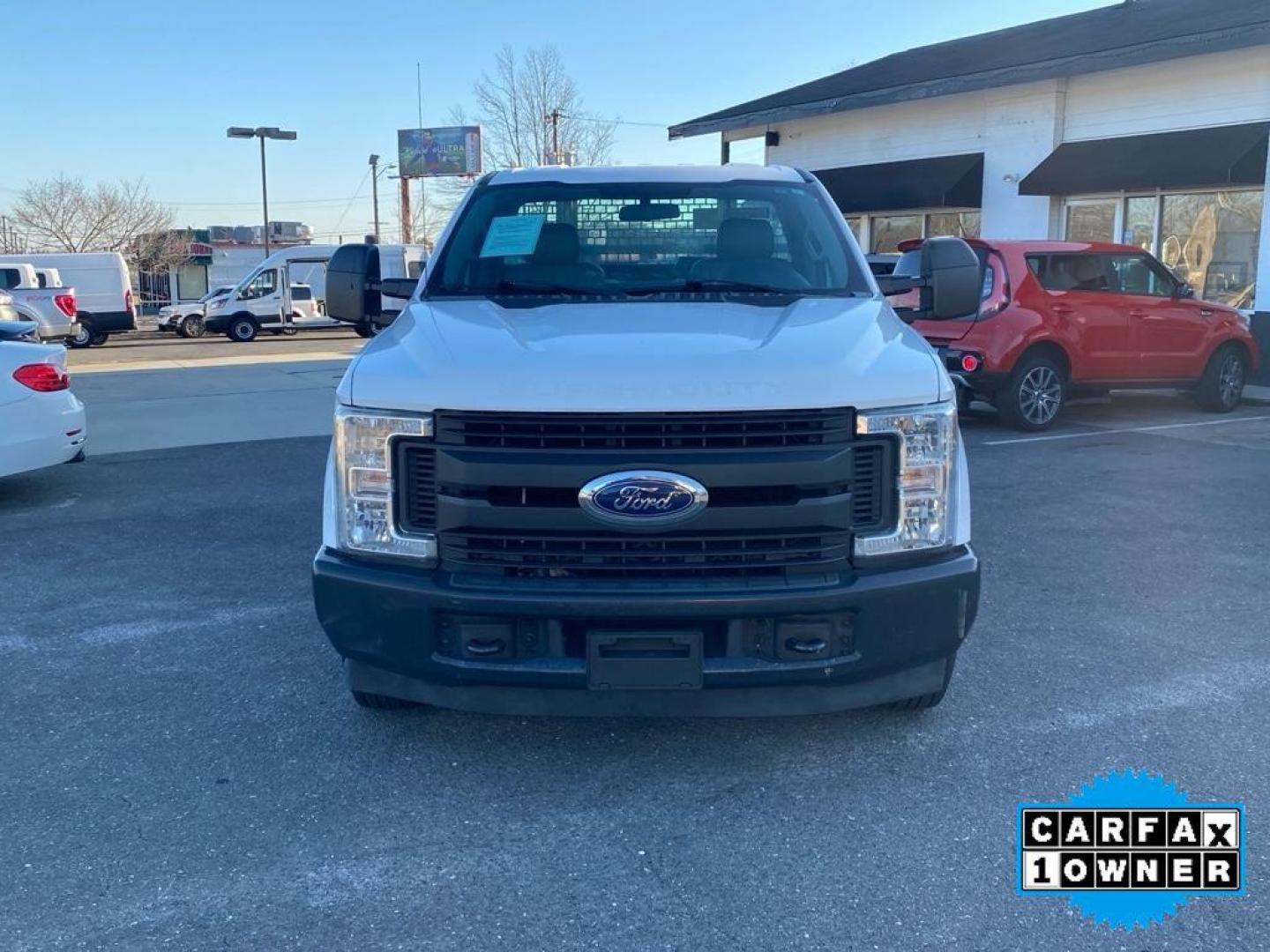 2017 Oxford White /Medium Earth Gray Ford F-250 XL (1FDBF2A64HE) with an V8, 6.2L engine, 6-speed automatic transmission, located at 3147 E Independence Blvd, Charlotte, NC, 28205, 35.200268, -80.773651 - <b>Equipment</b><br>This vehicle is a certified CARFAX 1-owner. It embodies class and sophistication with its refined white exterior. This Ford F-250 is rear wheel drive. The vehicle has a V8, 6.2L high output engine. This 2017 Ford F-250 Super Duty is equipped with front air bags. This 2017 Ford F - Photo#5