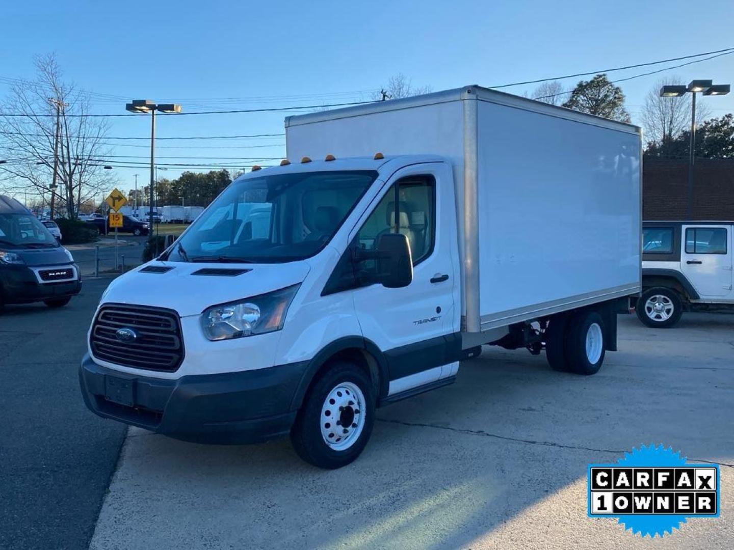 2018 Oxford White /Pewter Ford Transit Chassis Cab Base (1FDBF8ZM5JK) with an V6, 3.7L engine, 6-speed automatic transmission, located at 3147 E Independence Blvd, Charlotte, NC, 28205, 35.200268, -80.773651 - <b>Equipment</b><br>This vehicle is a certified CARFAX 1-owner. See what's behind you with the back up camera on this Ford Transit Chassis Cab. This unit features a hands-free Bluetooth phone system. It has a V6, 3.7L high output engine. This unit shines with clean polished lines coated with an eleg - Photo#9