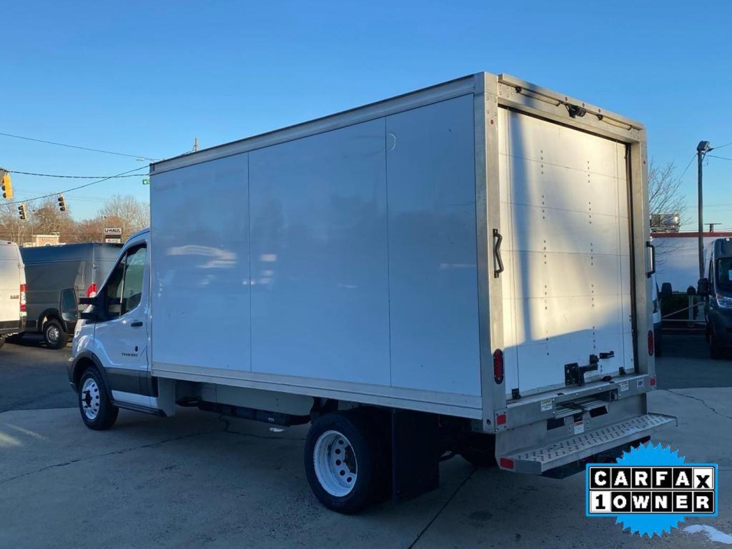 2018 Oxford White /Pewter Ford Transit Chassis Cab Base (1FDBF8ZM5JK) with an V6, 3.7L engine, 6-speed automatic transmission, located at 3147 E Independence Blvd, Charlotte, NC, 28205, 35.200268, -80.773651 - <b>Equipment</b><br>This vehicle is a certified CARFAX 1-owner. See what's behind you with the back up camera on this Ford Transit Chassis Cab. This unit features a hands-free Bluetooth phone system. It has a V6, 3.7L high output engine. This unit shines with clean polished lines coated with an eleg - Photo#11